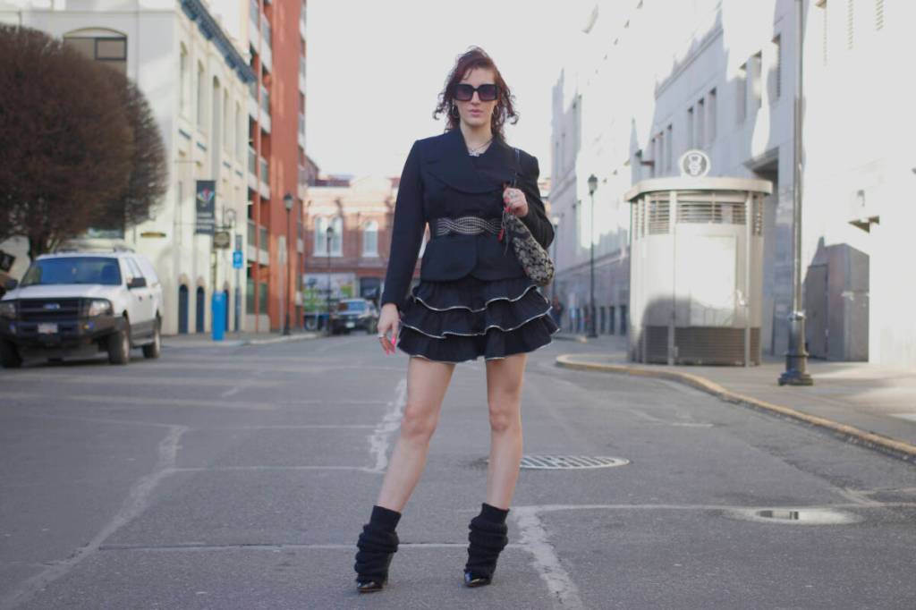 B.C. teen signs deal with world’s biggest music label